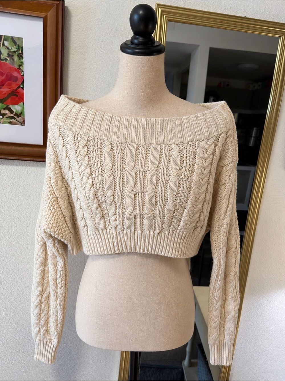 Zaful Cream Cable-Knit Off-Shoulder Cropped Sweater